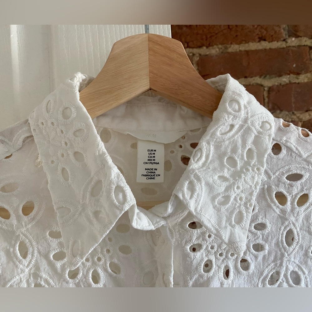 H&M Eyelet Embroidered Collared Shirt - Picture 2 of 5